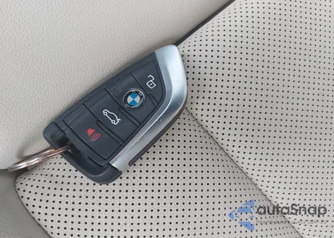 2023 BMW 330I из США, поврежденный, VIN 3MW69FF06P8C93555